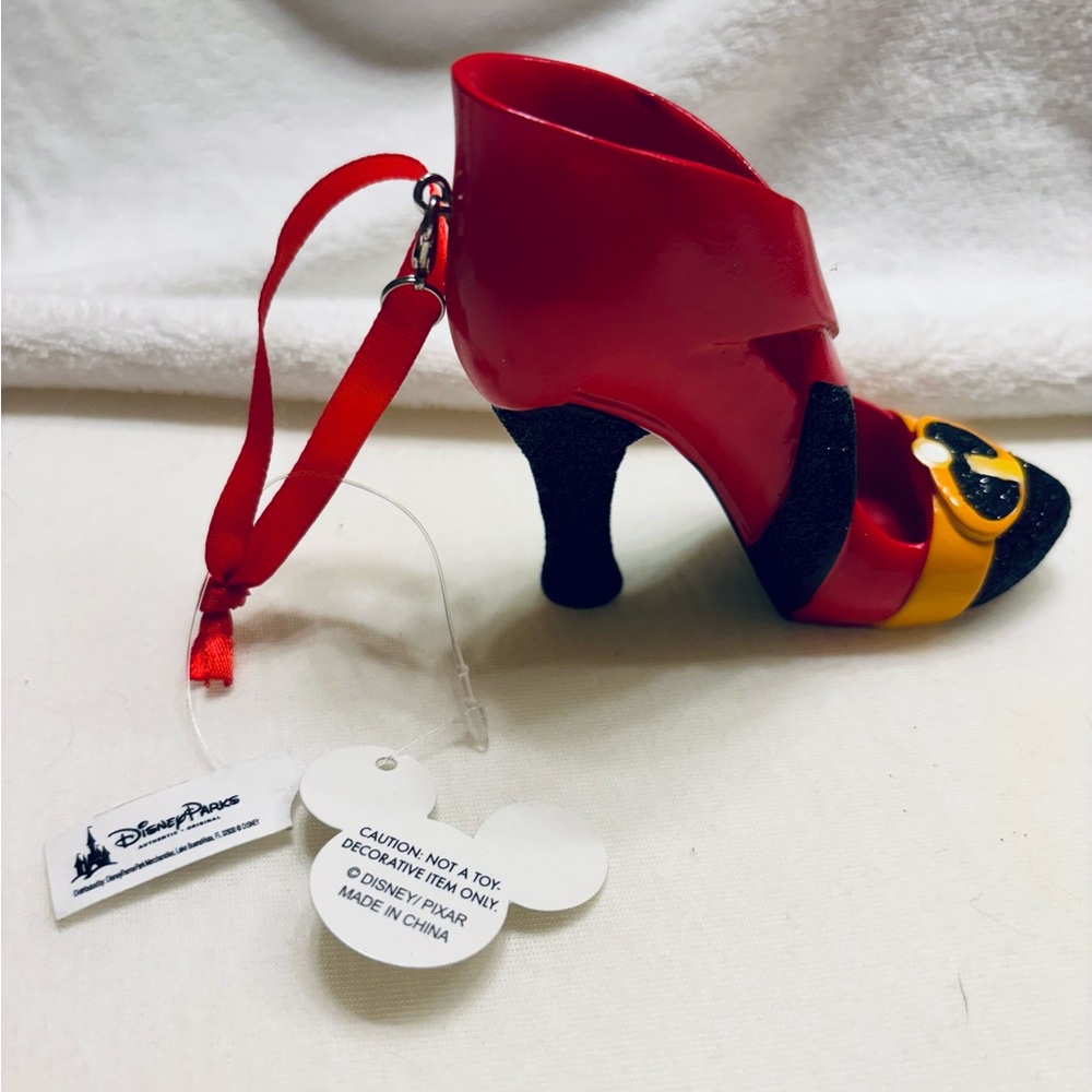 Disney Parks Mrs. Incredible High heel Glitter Ornament